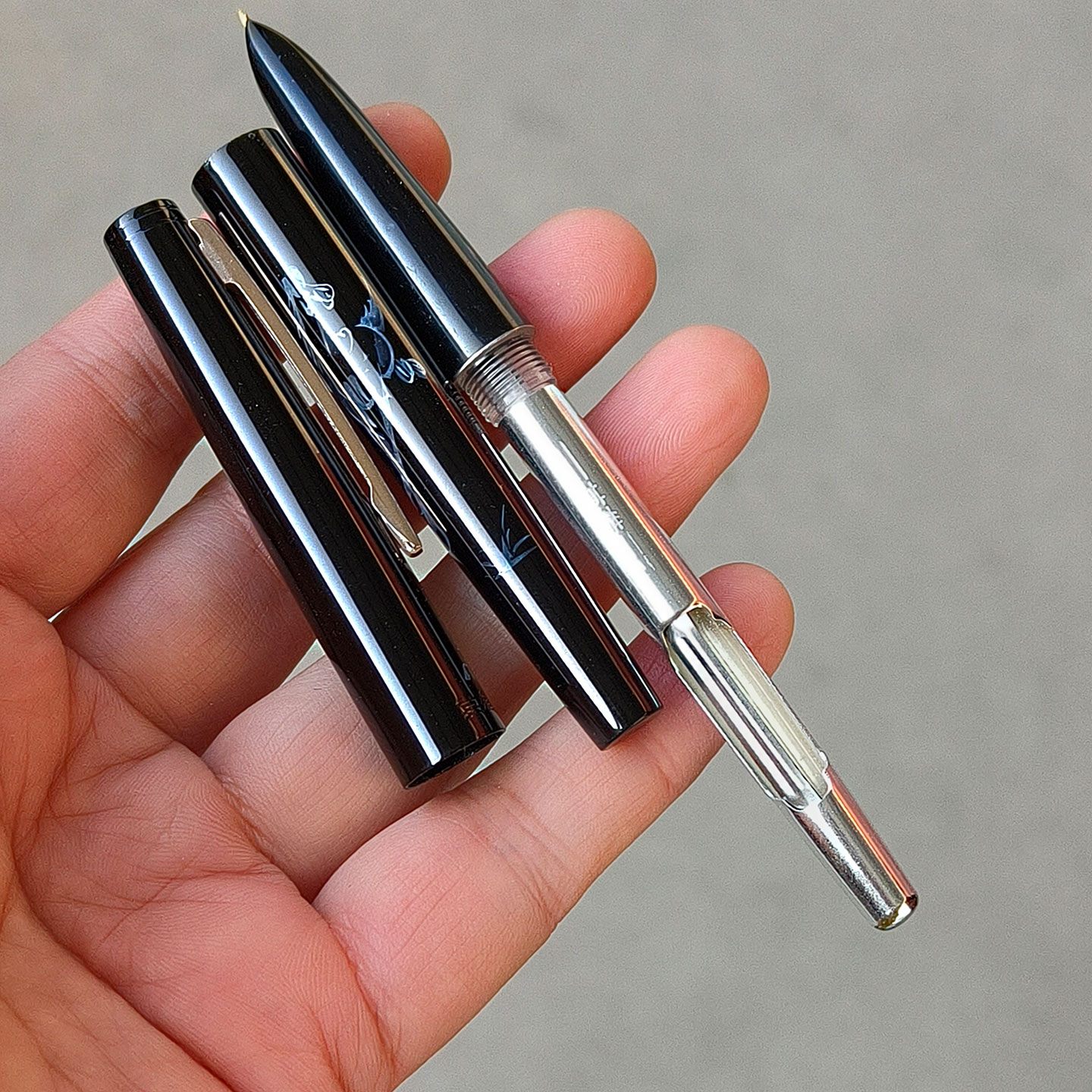 Ausverkauf – Vintage HERO 343  – Vintage Collectible Pens Bewertung und Preis